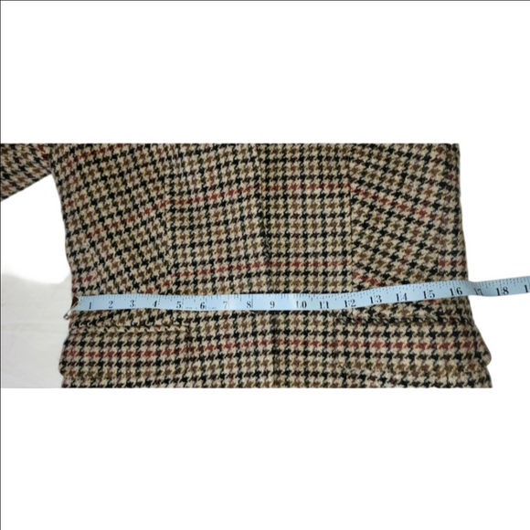 J. CREW "REGENT" Houndstooth Check 100% Wool Blazer, Embellished Collar Size 2 - Picture 12 of 14